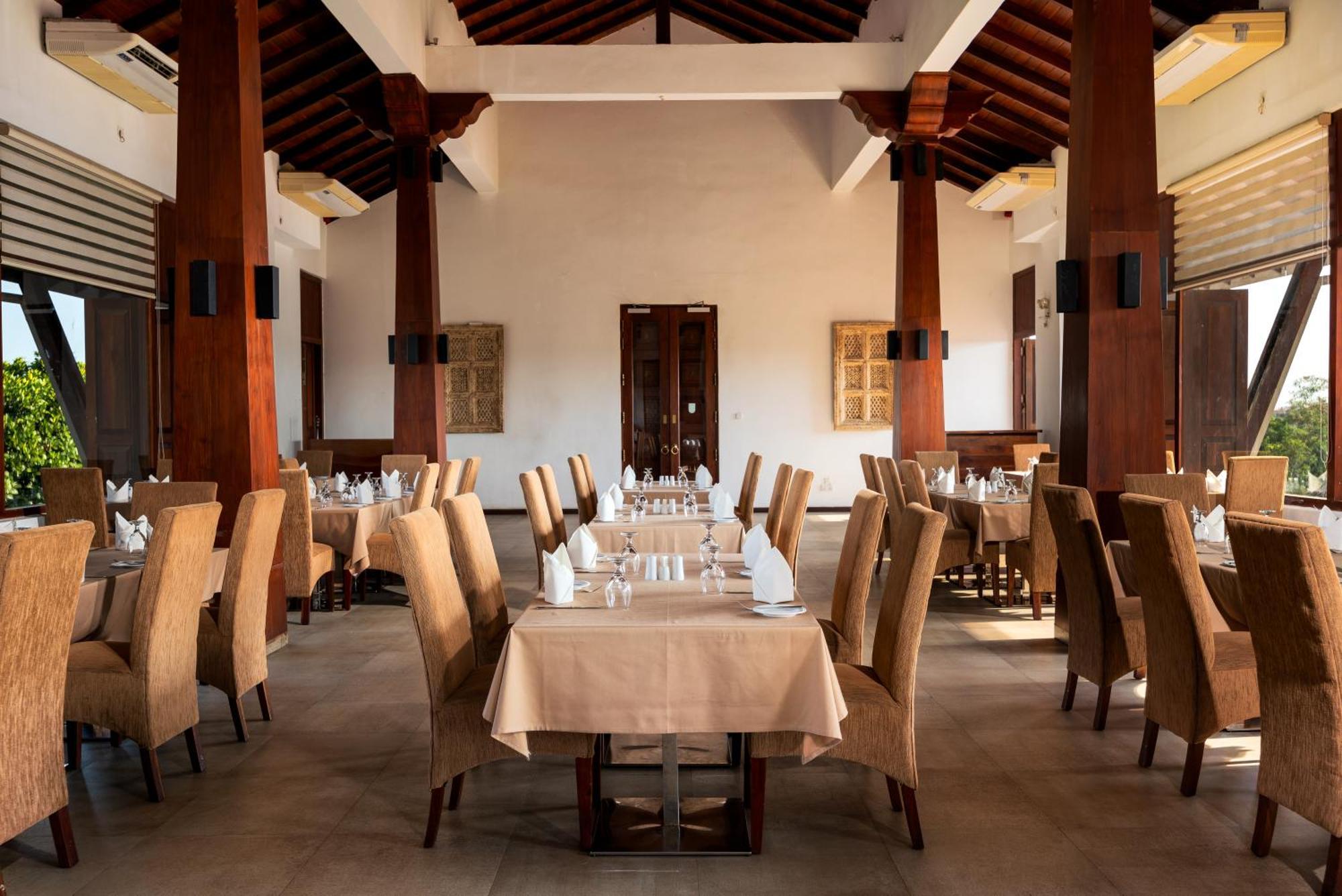 The Thinnai - All-Suites Boutique Hotel Jaffna Extérieur photo