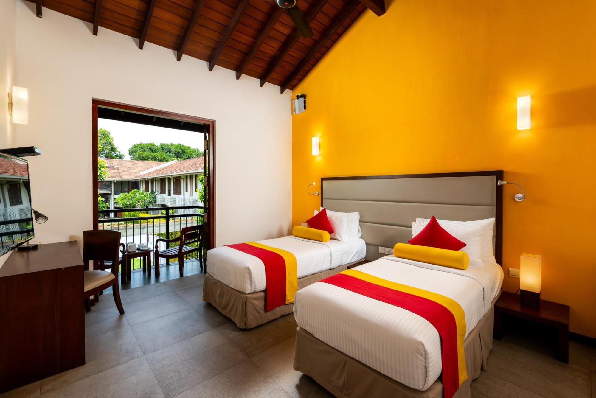 The Thinnai - All-Suites Boutique Hotel Jaffna Extérieur photo